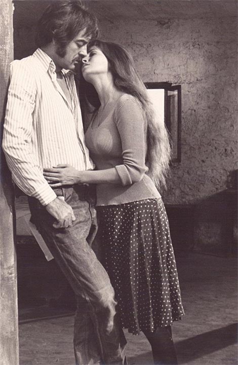 1971 film Beloved (Sin-alternate name) Raquel Welch with lover